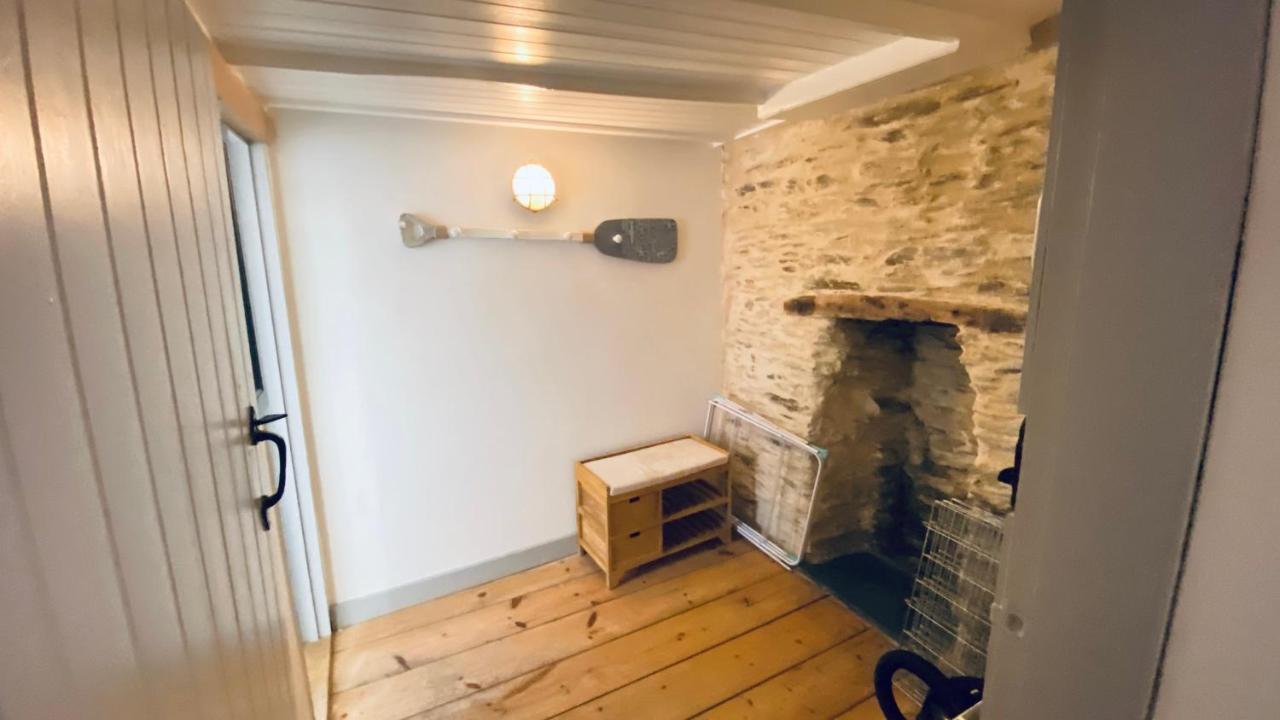 Spindrift Is A Beautiful Newly Refurbished Three Bedroom Private Family House Located On The Old Harbour And The Coastal Path In The Heart Of Beautiful بولبيرو المظهر الخارجي الصورة