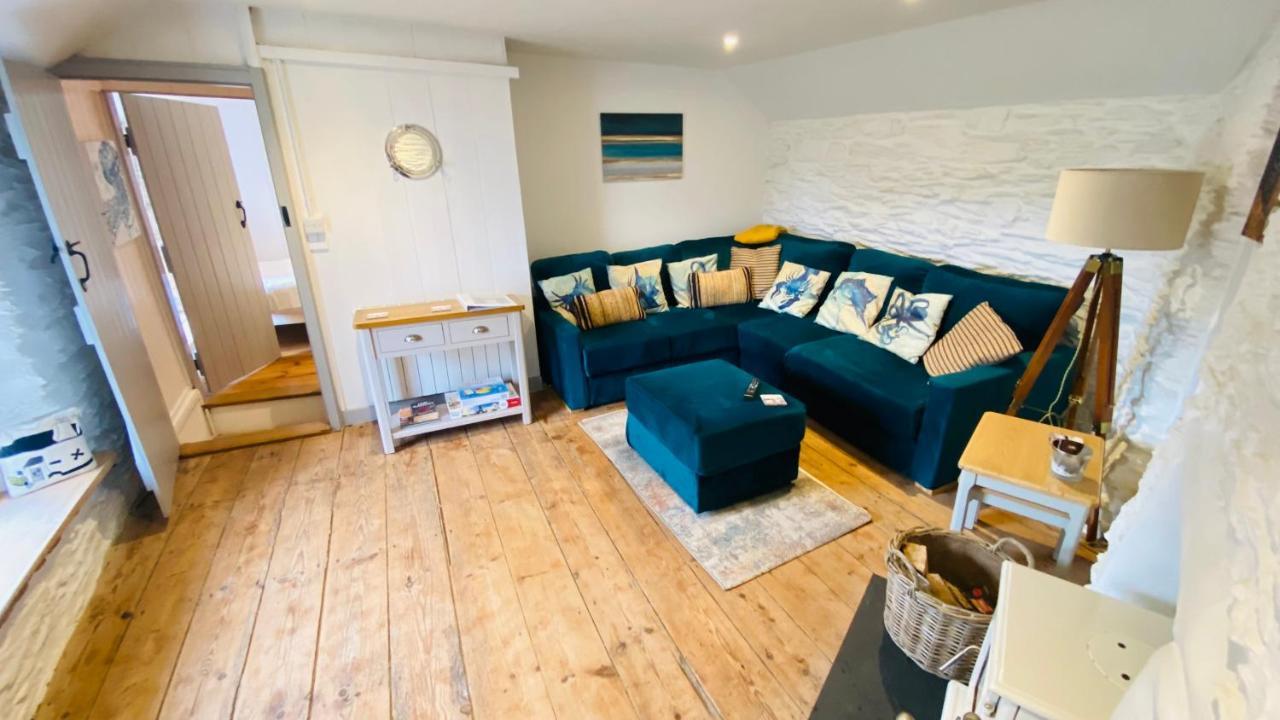 Spindrift Is A Beautiful Newly Refurbished Three Bedroom Private Family House Located On The Old Harbour And The Coastal Path In The Heart Of Beautiful بولبيرو المظهر الخارجي الصورة
